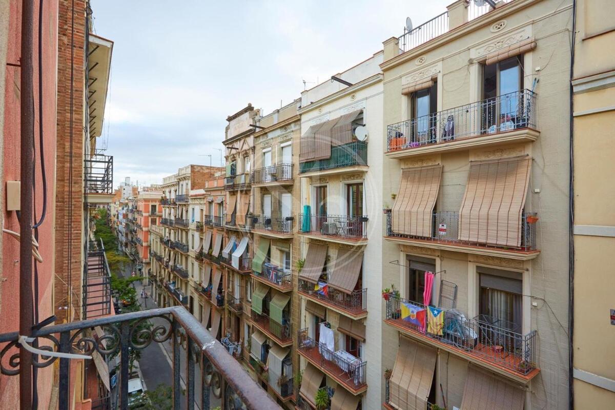 Comodo En Poble Sec Apartment